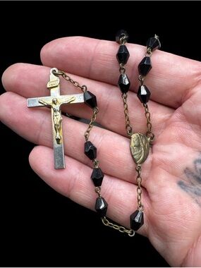 Antique Early 1900s Black Czech Glass Silver Rosary Crucifix Lariat Necklace